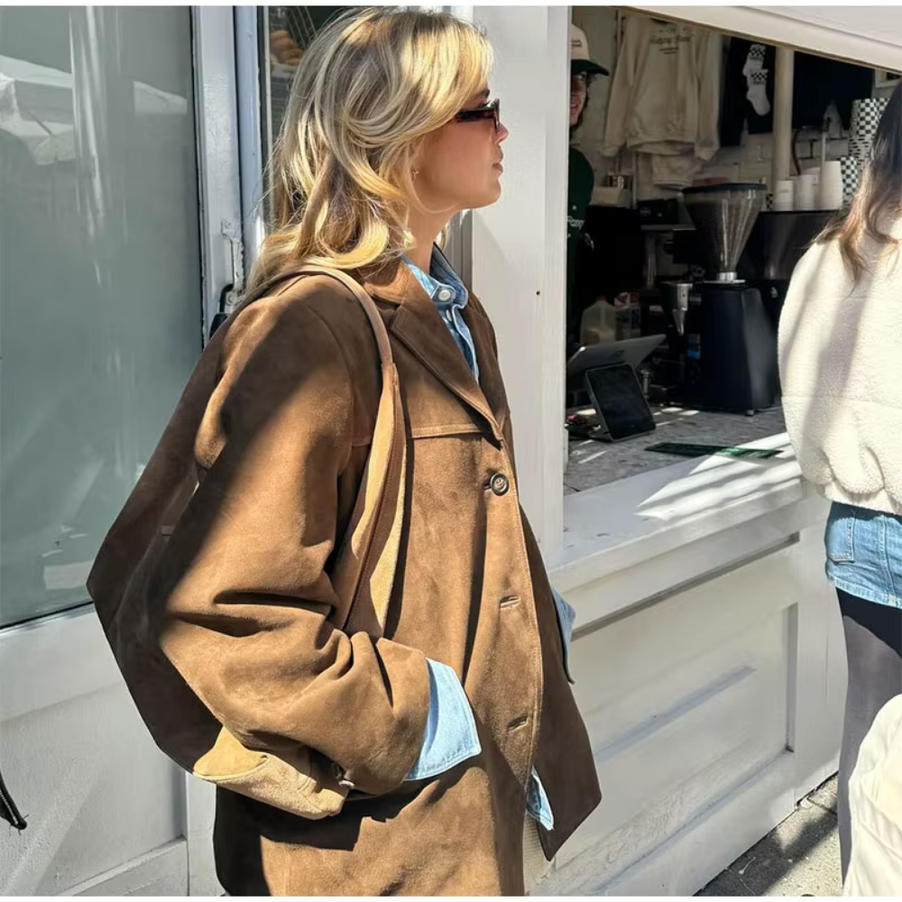 Liesel – Zeitloser Oversized-Wildlederblazer für einen eleganten Look